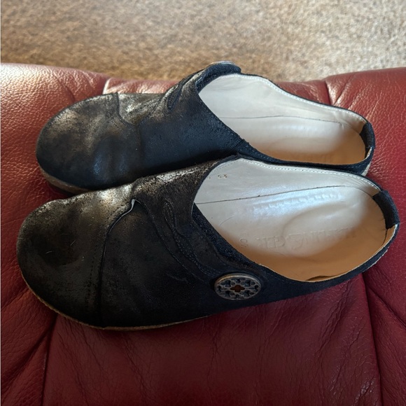 Haflinger 40 Black Lightly Worn - Picture 2 of 7